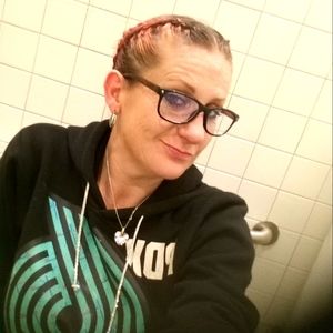 Meet your Posher, Team